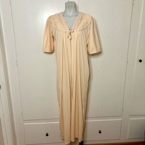Vintage 80s Baby Pink Smocked Short Sleeve Long Robe